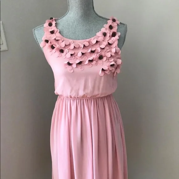 Pink Dress - Picture 6 of 9